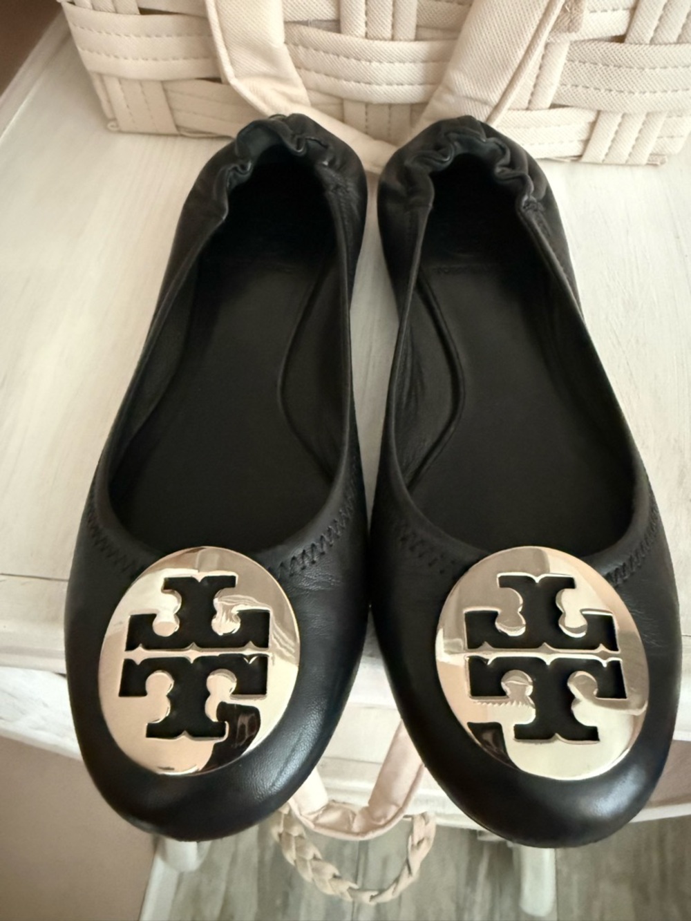 Tory Burch Black Leather Logo Medallion Ballet Flats